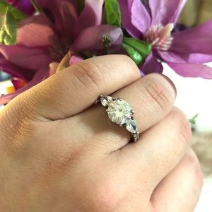 Ring size 7. Cubic Zirconia